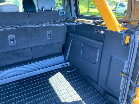 Used 2021 Ford Bronco First Edition AWD/4WD image 42
