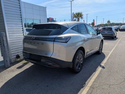 Used 2025 Nissan Murano SL AWD/4WD image 2