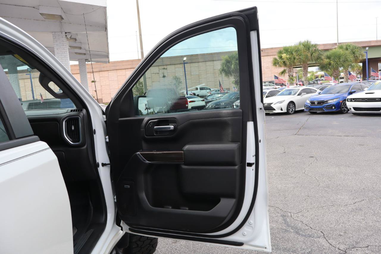 Used 2019 Chevrolet Silverado 1500 LT Trail Boss AWD/4WD image 9