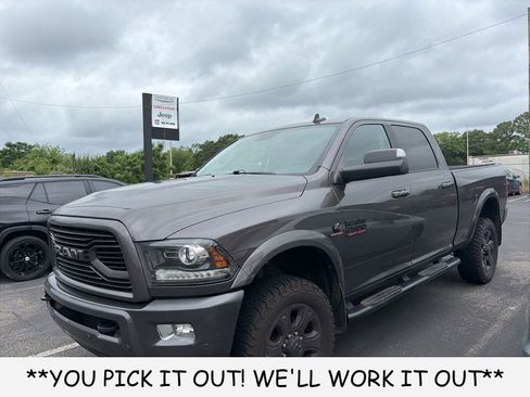 Used 2018 RAM 2500 Laramie w/ Sport Appearance Group AWD/4WD image 3