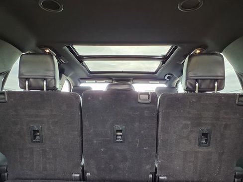 Used 2020 Ford Expedition Max XLT w/ Equipment Group 202A RWD image 28
