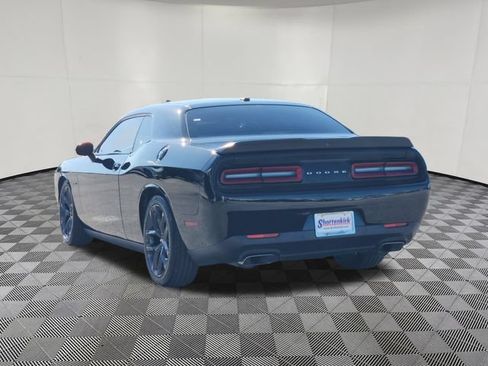Used 2019 Dodge Challenger R/T w/ Blacktop Package RWD image 3