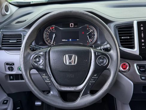 Used 2018 Honda Pilot EX image 17