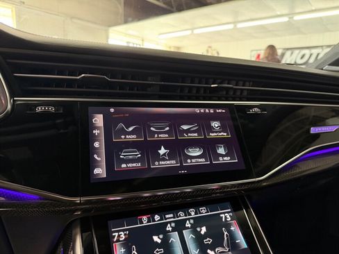 Used 2021 Audi SQ7 Prestige w/ Prestige Package image 28