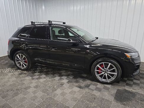 Used 2024 Audi Q5 e Premium Plus w/ Premium Plus Package AWD/4WD image 1