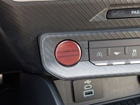 Used 2024 Ford Mustang GT Premium image 23