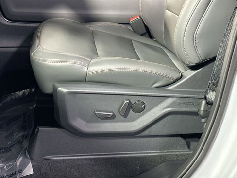 Certified 2025 Ford Expedition Max Active image 13