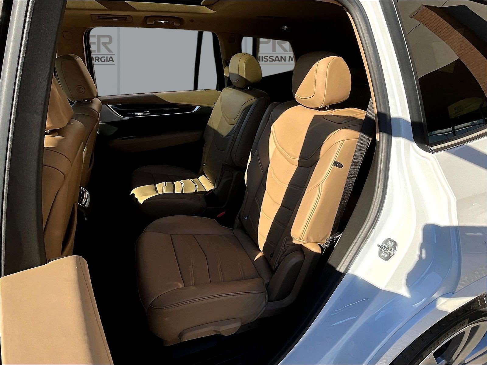 Used 2025 Cadillac XT6 Premium Luxury w/ Platinum Package FWD image 24