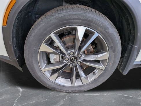 Certified 2025 INFINITI QX60 Luxe image 32