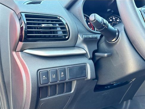 New 2026 Mitsubishi Eclipse Cross LE image 10