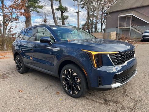 New 2026 Kia Sorento EX AWD/4WD image 5