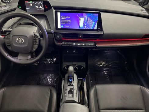 Used 2023 Toyota Prius Prime Premium image 16