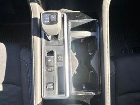 Certified 2024 Nissan Pathfinder SV w/ SV Premium Package image 21