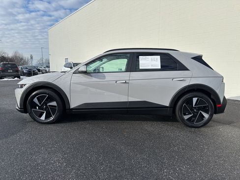 Certified 2025 Hyundai Ioniq 5 SEL image 4