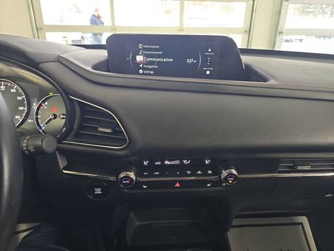 Used 2024 MAZDA CX-30 AWD 2.5 S w/ Preferred Package image 16