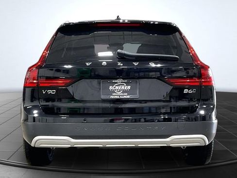 Certified 2024 Volvo V90 B6 Cross Country Plus w/ Climate Package image 5