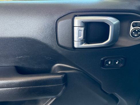Used 2021 Jeep Wrangler Unlimited Sport AWD/4WD image 10