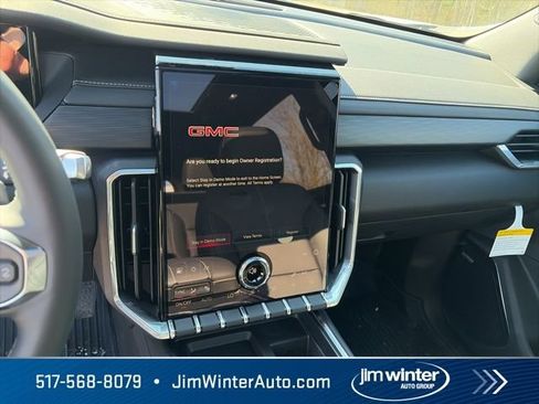 New 2026 GMC Acadia Elevation w/ Elevation Premium Package AWD/4WD image 25