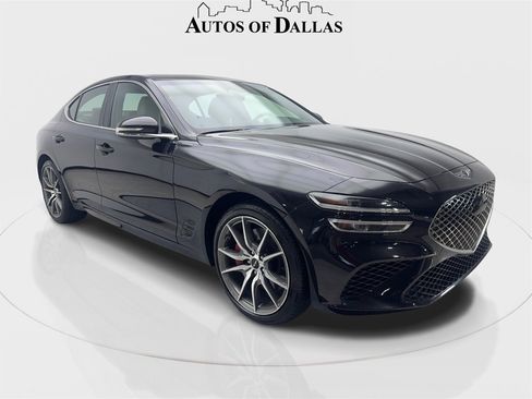 Used 2025 Genesis G70 2.5T image 4