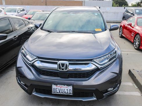 Used 2018 Honda CR-V Touring image 2