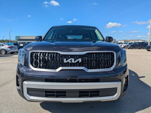 New 2025 Kia Telluride LX image 3