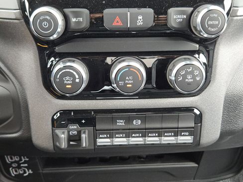 New 2026 RAM 3500 Tradesman image 15