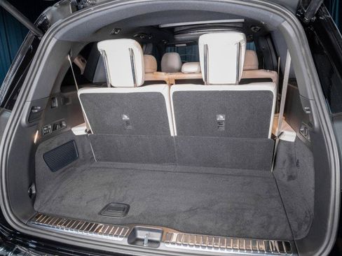 New 2026 Mercedes-Benz GLS 580 4MATIC image 6