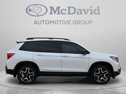 Used 2023 Honda Passport Elite image 7
