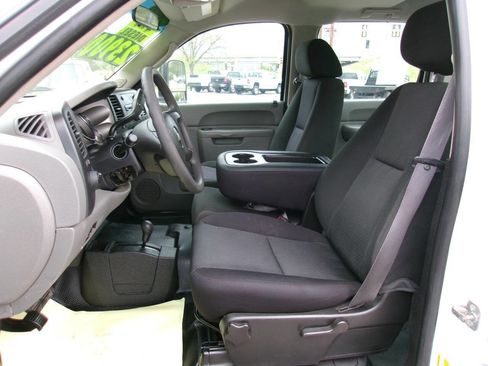 Used 2012 Chevrolet Silverado 3500 W/T AWD/4WD image 14