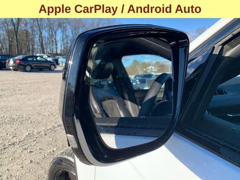 Used 2023 Jeep Grand Cherokee L Laredo image 8