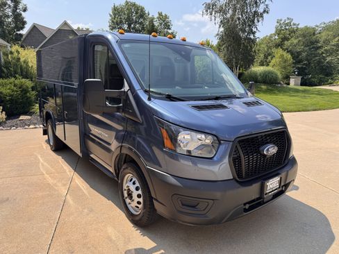 Used 2025 Ford Transit 350 DRW RWD image 15