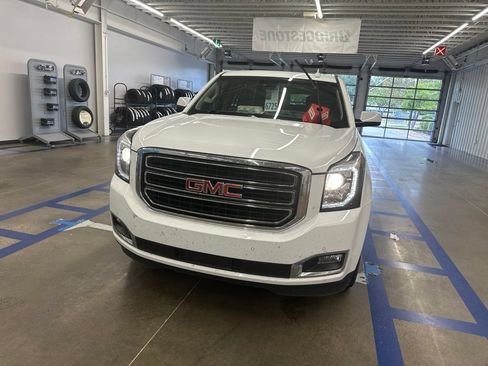 Used 2019 GMC Yukon SLT w/ Open Road Package AWD/4WD image 2