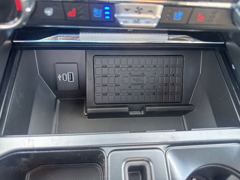 New 2025 Ford F150 Lariat w/ Equipment Group 501A Mid image 44