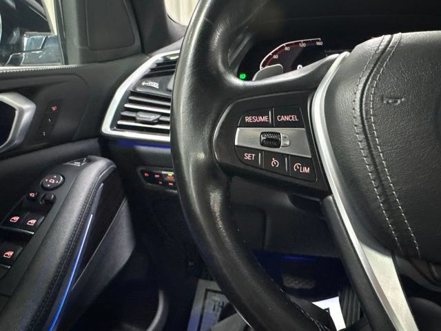 Used 2020 BMW X5 xDrive40i w/ Convenience Package AWD/4WD image 16