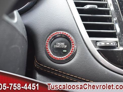 Used 2022 Chevrolet Trax LT w/ LT Convenience Package AWD/4WD image 34