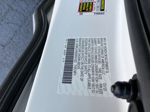 Certified 2025 Honda Odyssey EX-L image 30