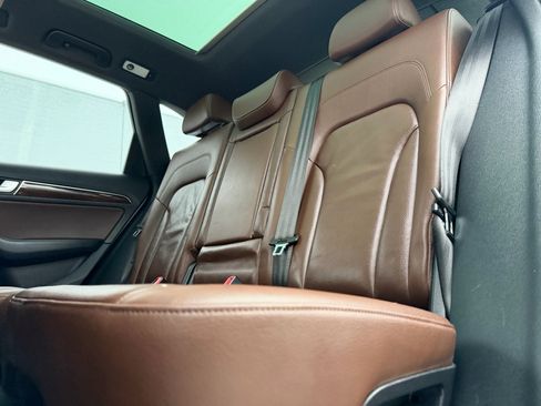 Used 2017 Audi Q5 2.0T Premium Plus w/ Technology Package image 9