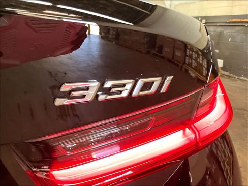 Certified 2025 BMW 330i Sedan image 10