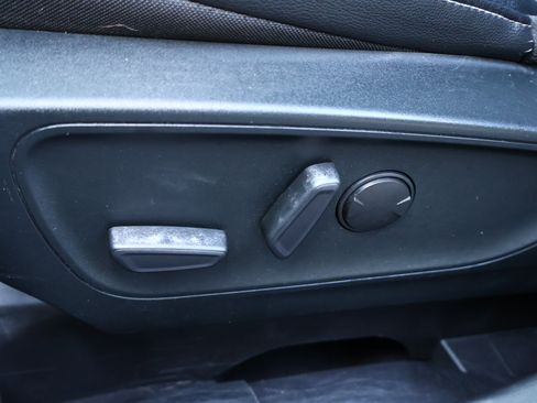 Used 2022 Ford Escape SEL w/ Technology Package FWD image 10