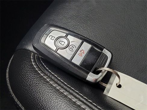 Used 2021 Ford Ranger Lariat w/ Equipment Group 501A High image 30