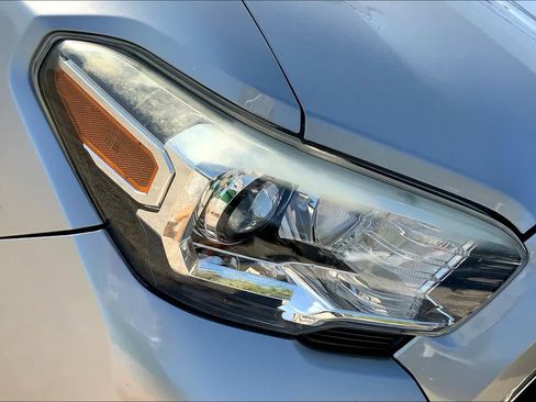 Used 2017 Toyota Tacoma SR5 w/ Tow Package RWD image 27