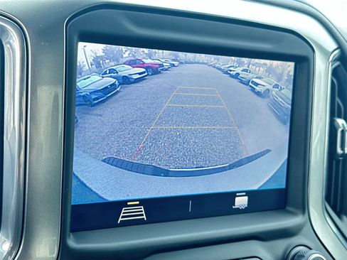 Used 2022 Chevrolet Silverado 2500 LT w/ Convenience Package image 20