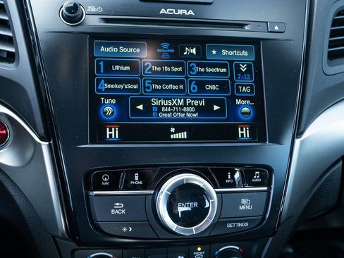 Certified 2018 Acura ILX w/ Premium Package image 32