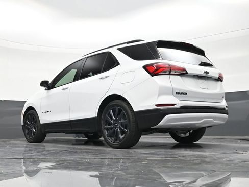 Used 2024 Chevrolet Equinox RS FWD image 21