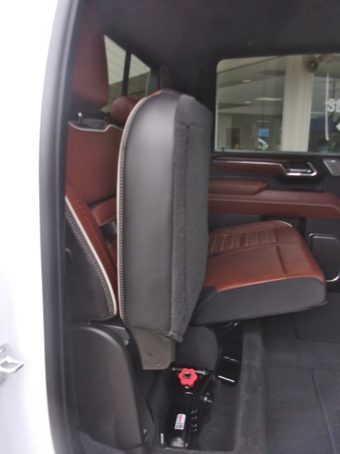 Used 2024 GMC Sierra 2500 Denali Ultimate AWD/4WD image 38