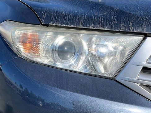 Used 2013 Toyota Highlander Plus image 31