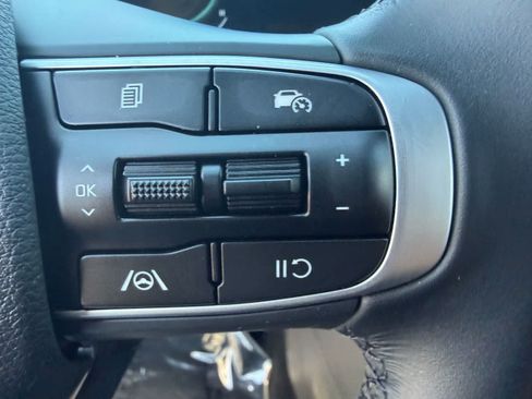 Used 2025 Kia Sportage X-Line w/ Premium Package AWD/4WD image 19