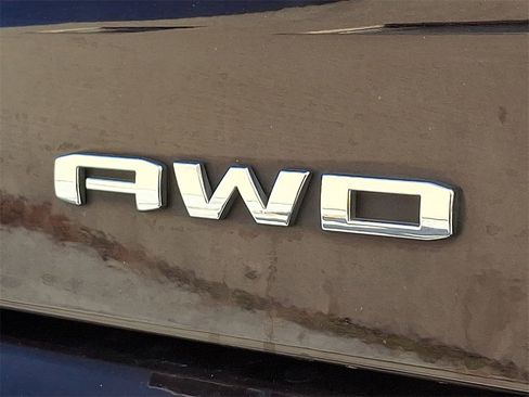 Used 2020 GMC Acadia Denali image 32