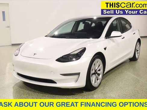 Used 2022 Tesla Model 3 Long Range image 3