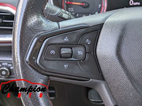 Used 2021 Chevrolet TrailBlazer RS w/ Technology Package FWD image 27